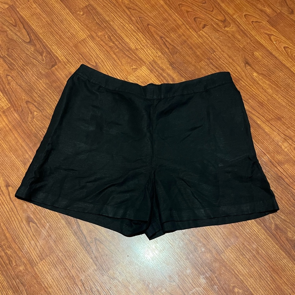 Black Women's Linen Shorts